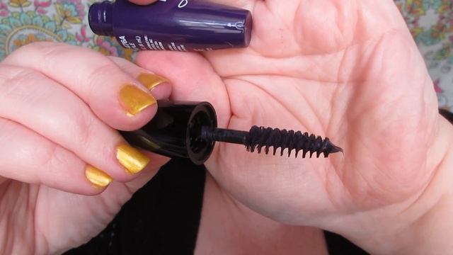 DollarTree Reviews: LACOLORS Navy & Purple Mascara  Eyeliners