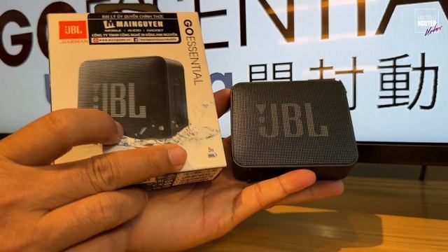 LOA DI ĐỘNG JBL GO ESSENTIAL GIÁ RẺ: LOA NHỎ BỎ TÚI, CHỐNG NƯỚC, PIN 5 TIẾNG, KHÁNG NƯỚC IPX7 смотреть онлайн