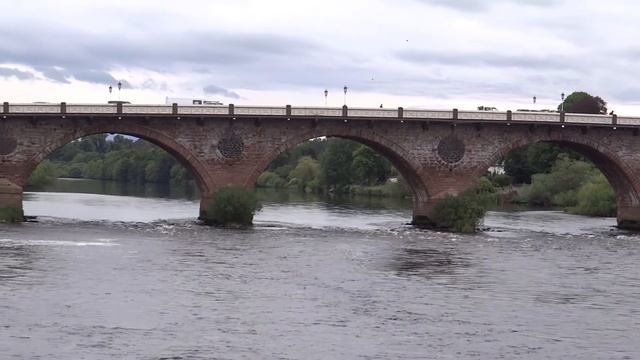 289. ШОТЛАНДИЯ: Перт - город шотландской красавицы на реке Тэй.