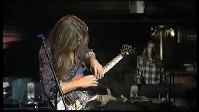 Edgar Winter Live On Cue the Music. Rare. смотреть онлайн