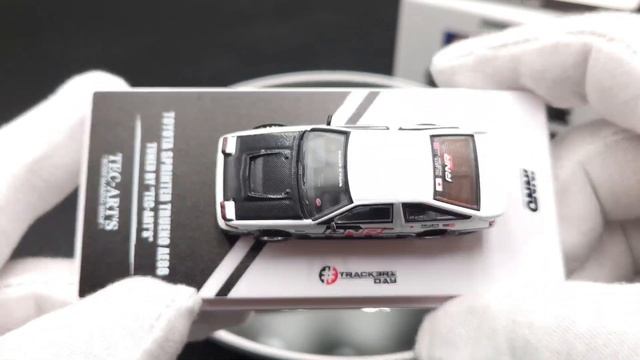 TOYOTA SPRINTER TRUENO AE86 - INNO64