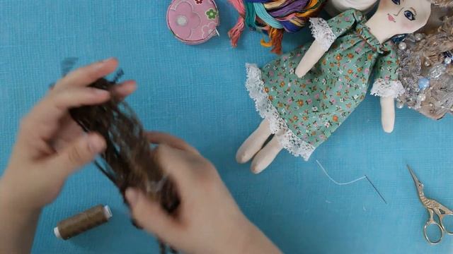 Кукла Маша. Часть 5. Паричёк, пришиваем волосы смотреть онлайн