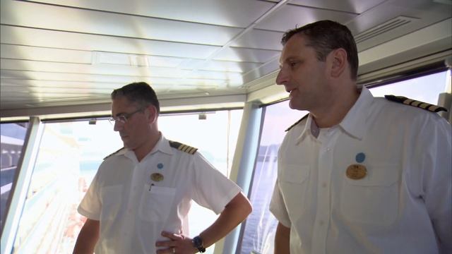How To Manoeuvre The Regal Princess | Mighty Cruise Ships смотреть онлайн