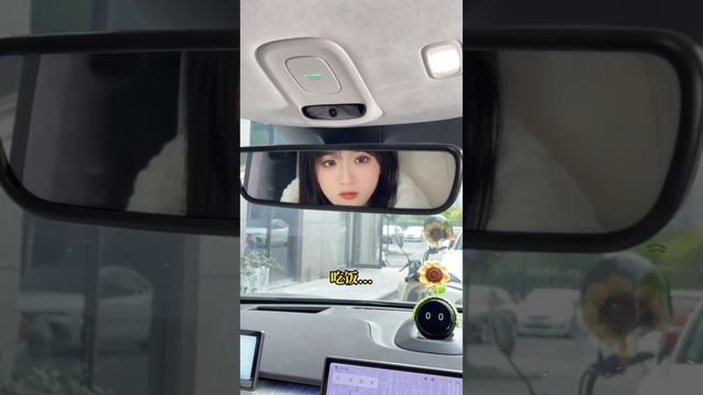 【小赖同学EP138】美女上班拍领导马屁，就是为了让老板知道自己上班早，结果被当成变态 смотреть онлайн