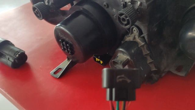 Переделка фар BMW X5 E 53.