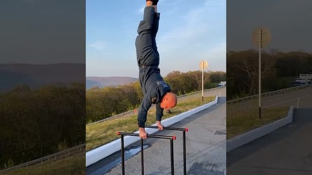 Отжимания по уровню сложности, кто не согласен? #отжимания смотреть онлайн