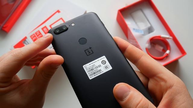 РАСПАКОВКА ONEPLUS 5T 8/128 [4K] смотреть онлайн