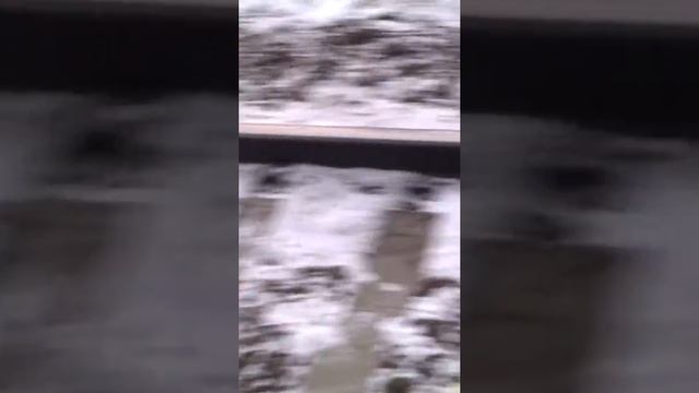Кладём вещи под поезд ?? ? ? ? ? ? смотреть онлайн