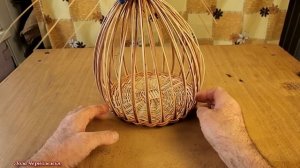 Ажурная хлебница-конфетница. Плодотворное доплетение. Плетение из лозы ивового прута