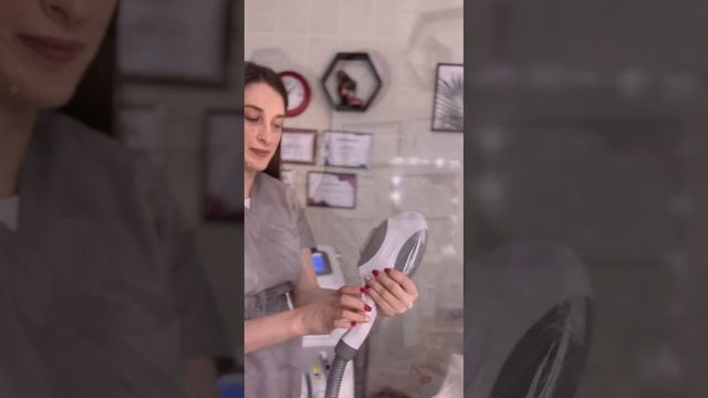 Лазерная эпиляция в ГорКлинике. Адрес: ул. Перовская, д. 23. Низкие цены. Высокое качество. смотреть онлайн