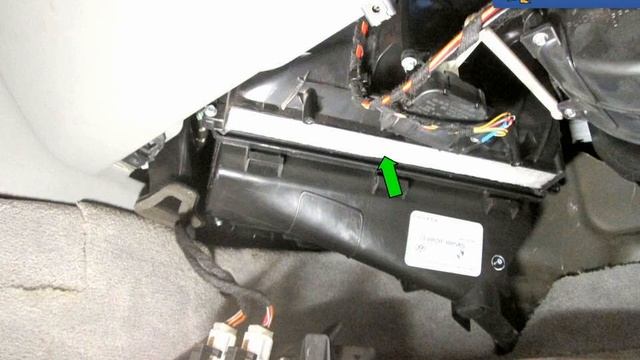 Porsche 955 Cayenne Cabin Air Filter Replacement (2004-08)