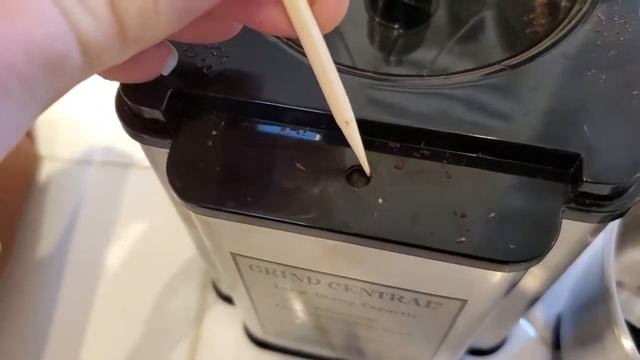 Fix Cuisinart Coffee Grinder that Runs All the Time смотреть онлайн