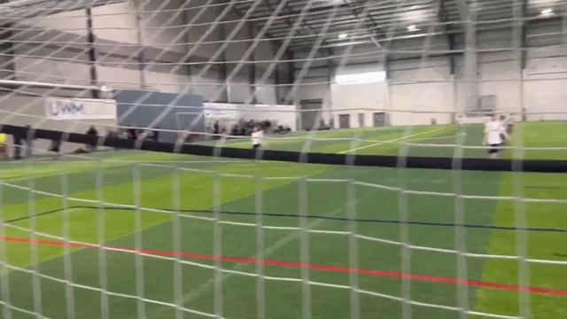 Почему Наш Футбол Называют Соккер в Америке/ Футбольный Матч/ Сколько Стоит Играть Футбол? смотреть онлайн