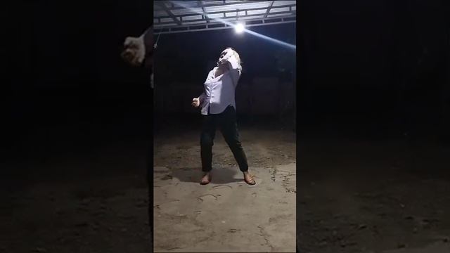 на танцполе... смотреть онлайн