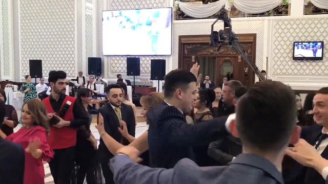 #3 на BAKU. Помолвка друга и болтливый Эльчин :D смотреть онлайн
