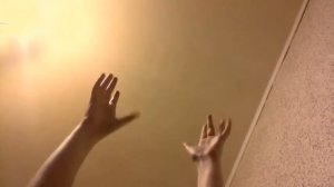 ПОДНИМАЮ ПРЕДМЕТЫ В ВОЗДУХ