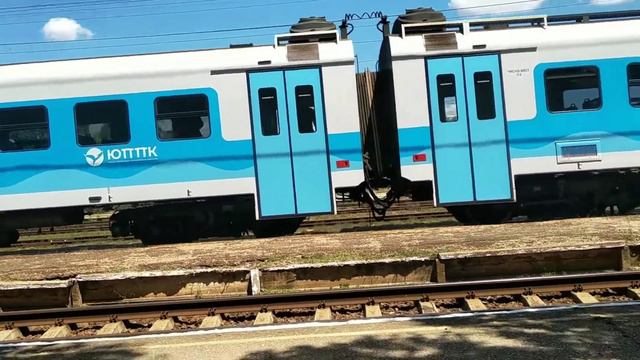 Электропоезд Эп2д-0119 с сообщением Евпатория-Пасс. станция Саки, Крым. смотреть онлайн