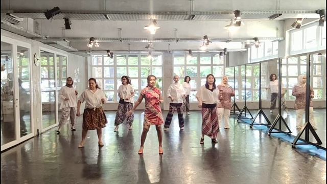 Senorita Bachata - line dance смотреть онлайн