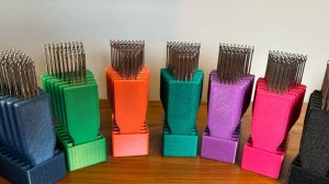 Декоративные убавки и прибавки на машинке с деккерами.