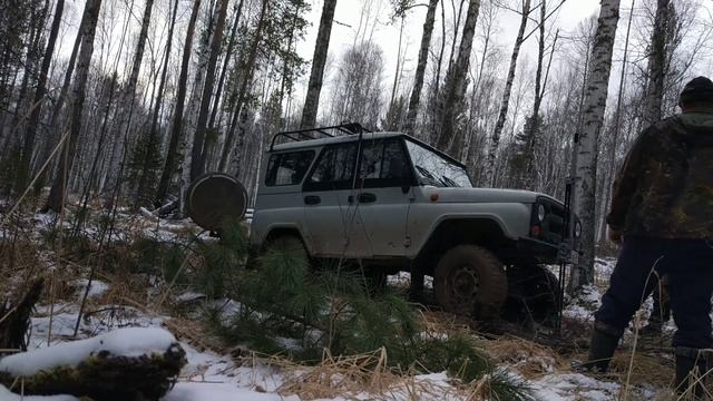 УАЗ ХАНТЕР в стоке и реечный домкрат Hi-Jack (Хай-Джек) смотреть онлайн