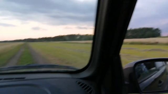 Сено таскаем нивой. Круто придумано! eco farm смотреть онлайн