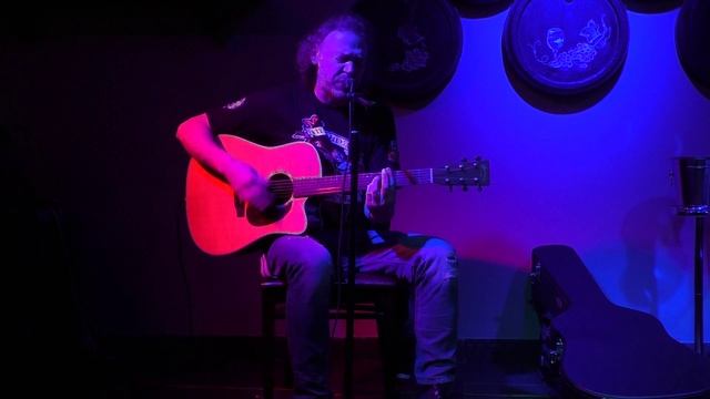 Валерий Скородед (Монгол Шуудан) - Чёрная шаль @ Скадарлия 16.05.2015 смотреть онлайн