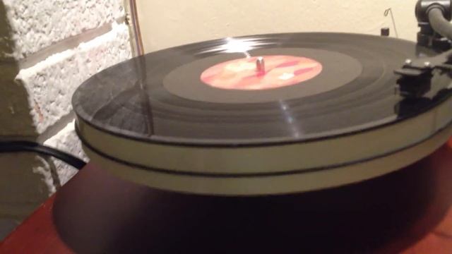 HK 3490, Polk RTI A1, Polk Audio PSW111, Pro-ject RPM 1.3 Genie with AT440MLa, Sony NSX-40GT1 смотреть онлайн