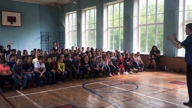 Фокусник Александр Н. на детский праздник, заказ по телефону +7 (495) 16-000-18