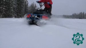 Мини-вездеход Маламут покатушки на свежем пухлом снегу.