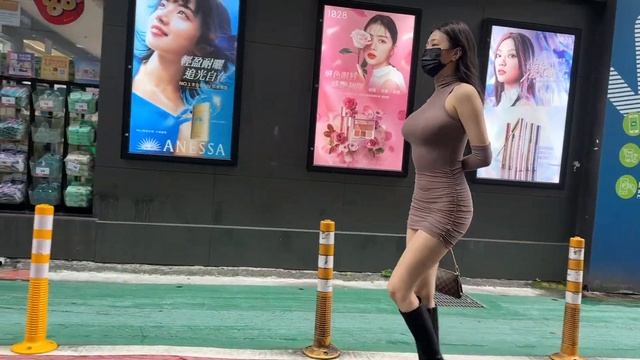 Taiwanese Street Food- Crispy Chicken Cake｜台灣街邊小吃：脆皮雞蛋糕｜台北東區散步