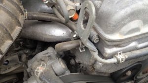 Suzuki Grand Vitara. Шум двигателя J20A на холодную.