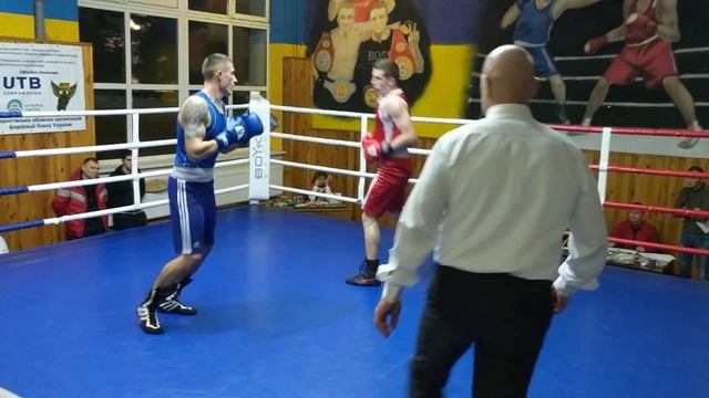 Турнір по Боксу пам’яті Олега Соколова м.Чернігов: Віталій Труш vs Віталій Крижанівський смотреть онлайн