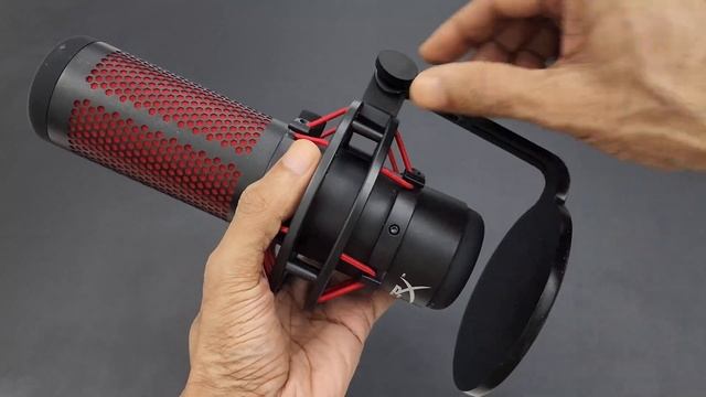 HyperX Quadcast - How To Attach Boom Arm/Stand