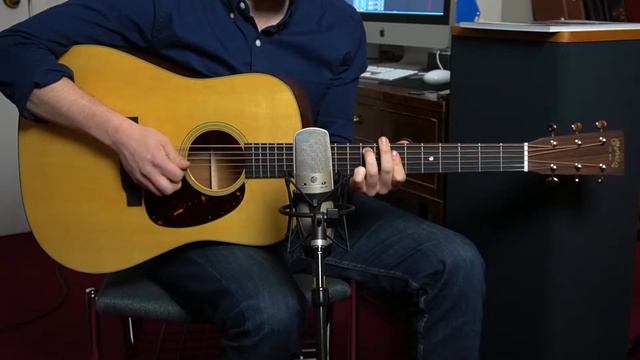 Martin D18 смотреть онлайн