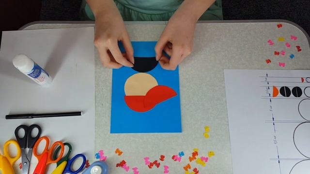 Аппликация из цветной бумаги, круги, 022 Мальчуган