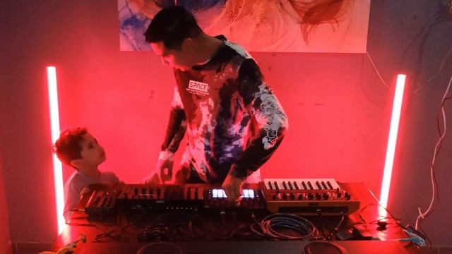 Fall Fever - live act - drumlogue - monologue - circuit tracks смотреть онлайн