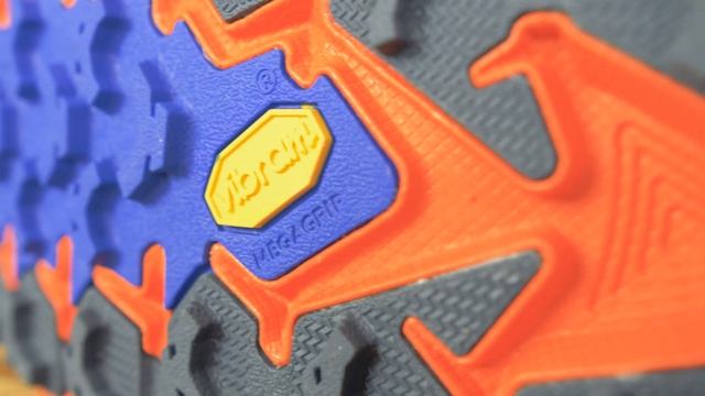 Hoka One One Speedgoat 4 Trail Running Shoes 2020 Unboxing // Wiggle смотреть онлайн