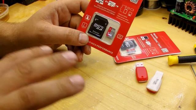 Купил  карту микро Sd  16 ГБ Class10  с подарочным адаптером +USB переходником