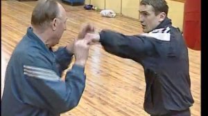 Заслуженный тренер России по боксу Пивоваров Л.Н.