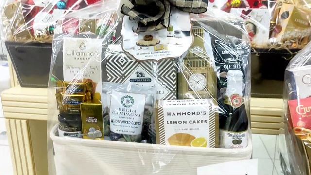 2022 Самые лучшие новогодние игрушки и подарки / 2022 The best Christmas toys and present смотреть онлайн