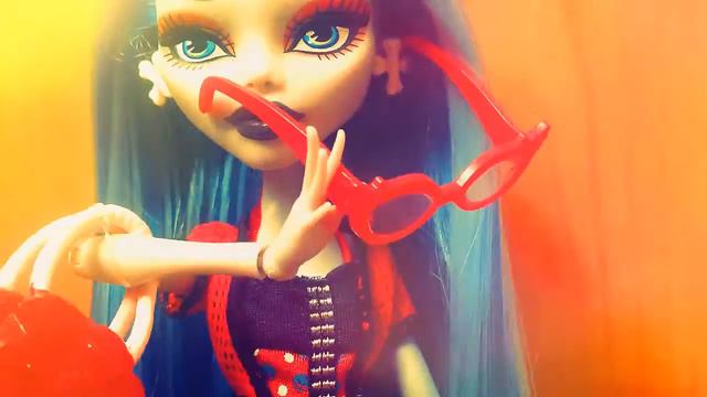 #1 Stop Motion / Monster High: Ghoulia Yelps. смотреть онлайн