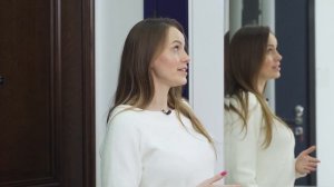 Преимущества большого зеркала на входной двери