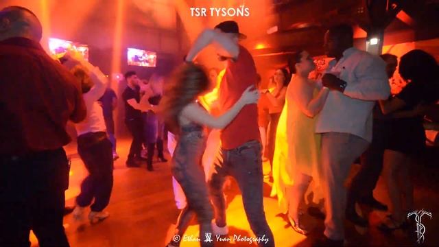 MARCELO TRONCOSO & KIANA Bachata Social Dance At TSR TYSONS смотреть онлайн