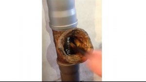 Испытание на прочность заглушки на унитаз неплательщику