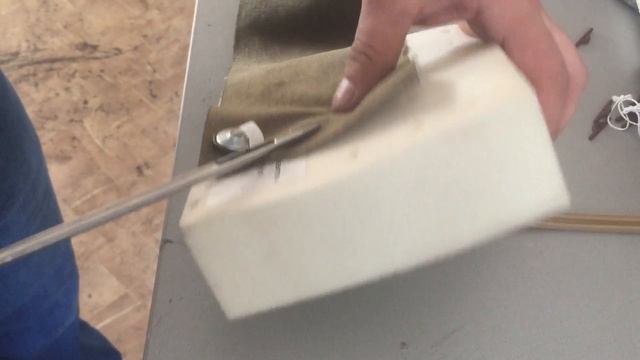 Утяжка пуговиц с помощью лент смотреть онлайн