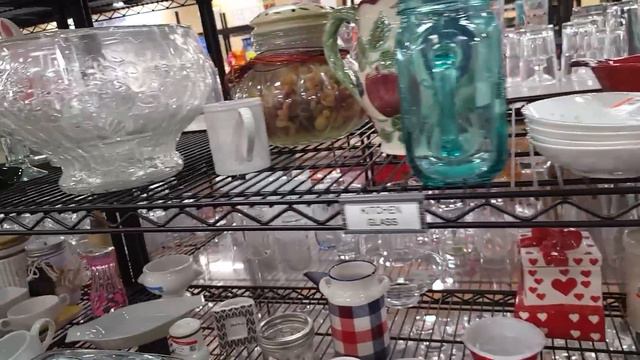 I'm Looking for Spectacular - Thrift With Me - Try On Haul - Goodwill Thrifting Las Vegas смотреть онлайн