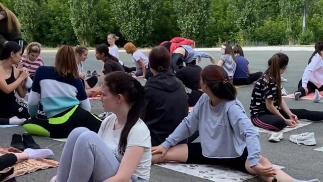 группа поддержки ХКЮУ 2020 смотреть онлайн