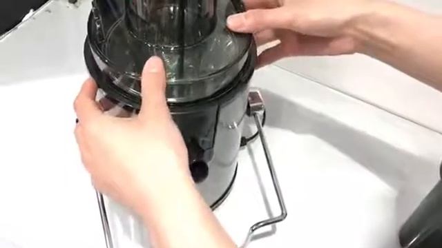 How to open PARTS of JUICE EXTRACTOR Sonifer SF-5522 смотреть онлайн