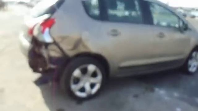 PEUGEOT 3008 PREMIUM 1.6 HDI 110CV смотреть онлайн