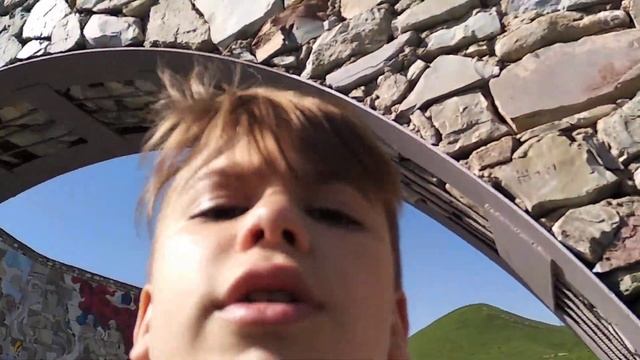 Кавказские горы:)